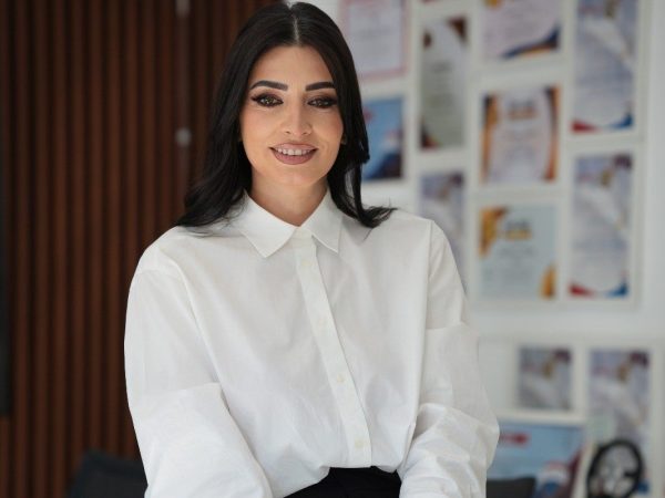 Manuela Halasag, agent REMAX Klass, te ajută să găsești cele mai bune apartamente de vânzare